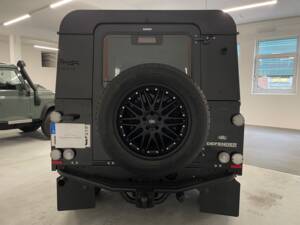 Afbeelding 7/42 van Land Rover Defender 110 (2014)