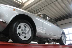 Image 9/50 of Alfa Romeo 1750 GT Veloce (1970)