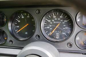 Bild 13/21 von Ford Capri 2,8i (1988)
