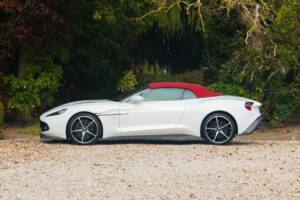 Bild 19/37 von Aston Martin Vanquish Zagato Volante (2017)