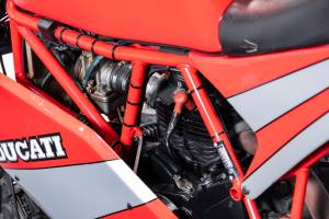 Image 37/46 of Ducati DUMMY (1989)
