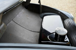 Image 19/50 of Volkswagen Beetle 1200 Standard &quot;Oval&quot; (1955)