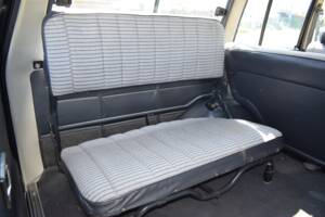 Image 8/17 of Toyota Land Cruiser FJ 62 (1987)