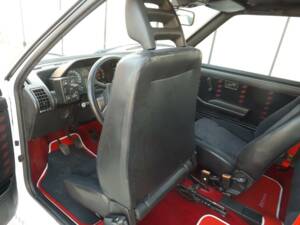 Bild 15/50 von FIAT Uno Turbo i.e. (1991)