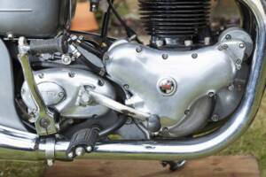 Immagine 7/34 di Norton Dominator 99 (1956)