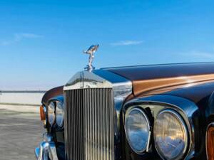 Image 8/12 de Rolls-Royce Silver Shadow I (1974)
