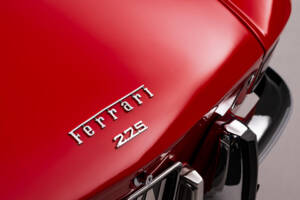 Image 14/28 of Ferrari 275 GTS (1965)