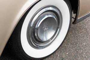 Bild 66/100 von Lincoln Continental Convertible (1965)