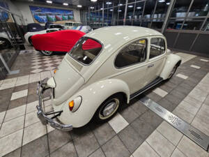 Imagen 8/13 de Volkswagen Escarabajo 1300 (1967)
