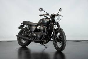 Immagine 5/50 di Triumph DUMMY (2017)
