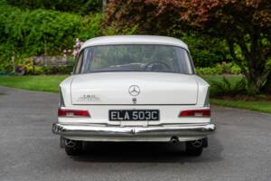 Image 10/35 of Mercedes-Benz 190 c (1965)