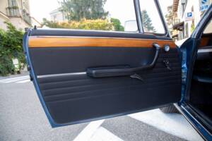 Image 30/56 of BMW 2800 CS (1969)