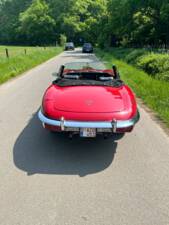 Image 4/8 de Jaguar E-Type (1971)
