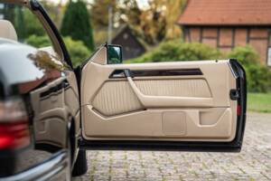 Image 56/83 de Mercedes-Benz E 220 (1996)