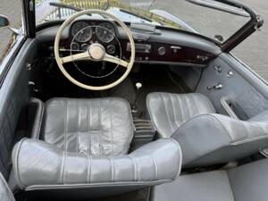 Image 22/50 de Mercedes-Benz 190 SL (1959)