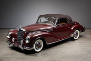 Bild 2/36 von Mercedes-Benz 300 Sc Cabriolet A (1956)