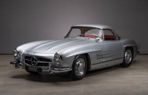 Image 2/47 of Mercedes-Benz 300 SL Roadster (1963)