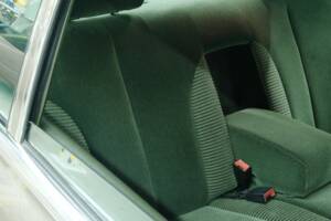 Bild 23/50 von Mercedes-Benz 300 SEL (1986)