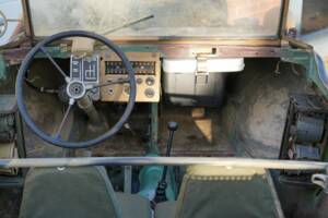 Image 2/40 of Volkswagen Schwimmwagen (1943)