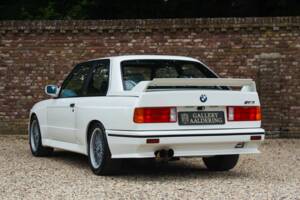 Image 2/50 of BMW M3 (1990)