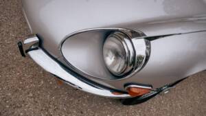 Bild 41/81 von Jaguar E-Type V12 (2+2) (1971)