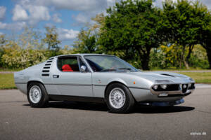 Afbeelding 6/45 van Alfa Romeo Montreal (1972)
