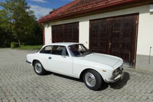 Bild 6/67 von Alfa Romeo Giulia 1300 GT Junior (1968)