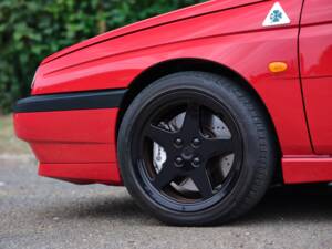 Imagen 9/50 de Alfa Romeo 155 2.5 TD (1998)