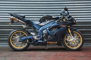 Image 1/46 de Yamaha YZF-R1 (2006)