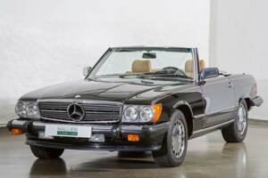 Image 1/20 of Mercedes-Benz 560 SL (1987)