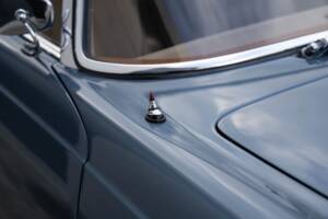 Immagine 36/93 di Mercedes-Benz 230 SL (1965)