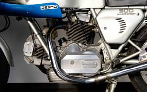 Image 42/54 de Ducati 900 SS (1977)