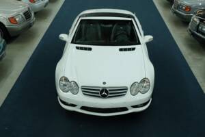 Image 3/50 of Mercedes-Benz SL 55 AMG (2003)