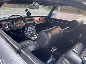 Image 15/20 de Jaguar XJ 6 C 4.2 (1975)