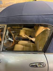 Image 11/14 of Alfa Romeo 2.0 Spider (1992)