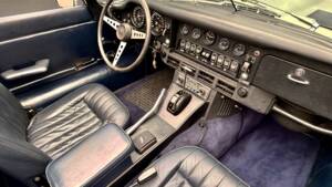 Image 12/18 de Jaguar Type E V12 (1973)