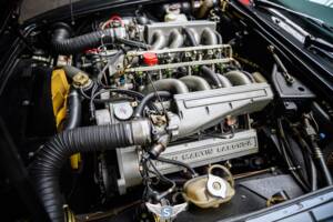 Bild 21/73 von Aston Martin V8 EFi Volante (1987)