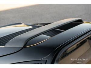 Afbeelding 29/32 van Ferrari 328 GTS (1989)