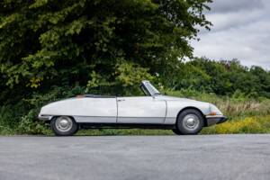 Bild 16/50 von Citroën ID 19 Break (1967)