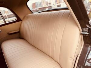 Image 18/43 of Mercedes-Benz 220 S (1956)