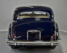 Image 13/50 of Jaguar Mk VIII (1958)