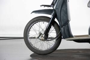 Image 19/44 of Honda SH 50 Fifty (1987)