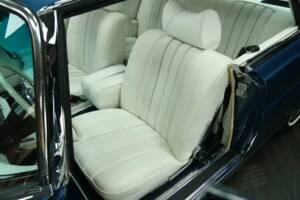 Bild 15/50 von Mercedes-Benz 280 SE 3,5 (1971)