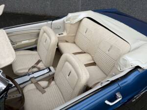 Bild 17/34 von Ford Mustang 390 GTA (1967)