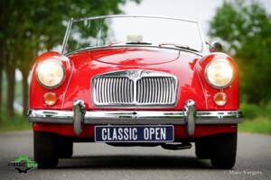 Immagine 2/50 di MG MGA 1600 (1960)