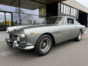 Image 13/26 of Ferrari 250 GT 2+2 (1962)
