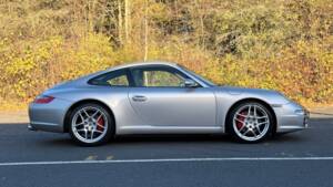 Image 5/25 of Porsche 911 Carrera S (2006)