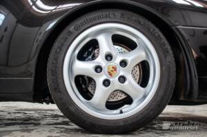 Image 23/23 of Porsche 911 Carrera (1995)
