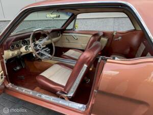 Image 15/33 of Ford Mustang GT (1966)