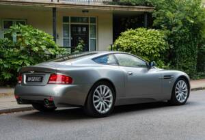 Bild 3/26 von Aston Martin V12 Vanquish (2003)